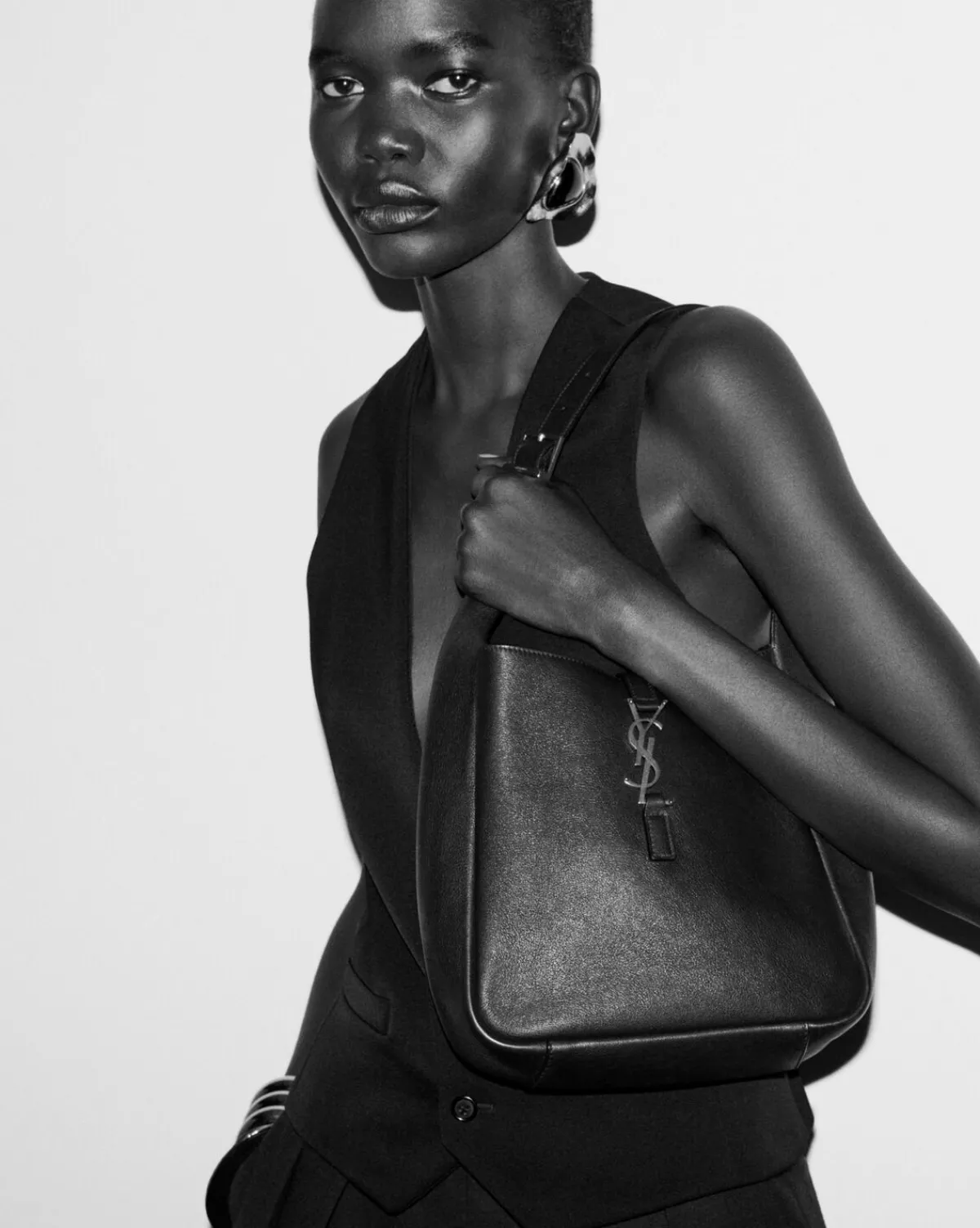 Saint Laurent Shoulder Bags | Hobos And Buckets-LE 5 À 7 supple SMALL in grained leather NOIR